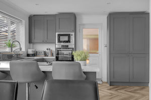 Photo 9- click for photo gallery